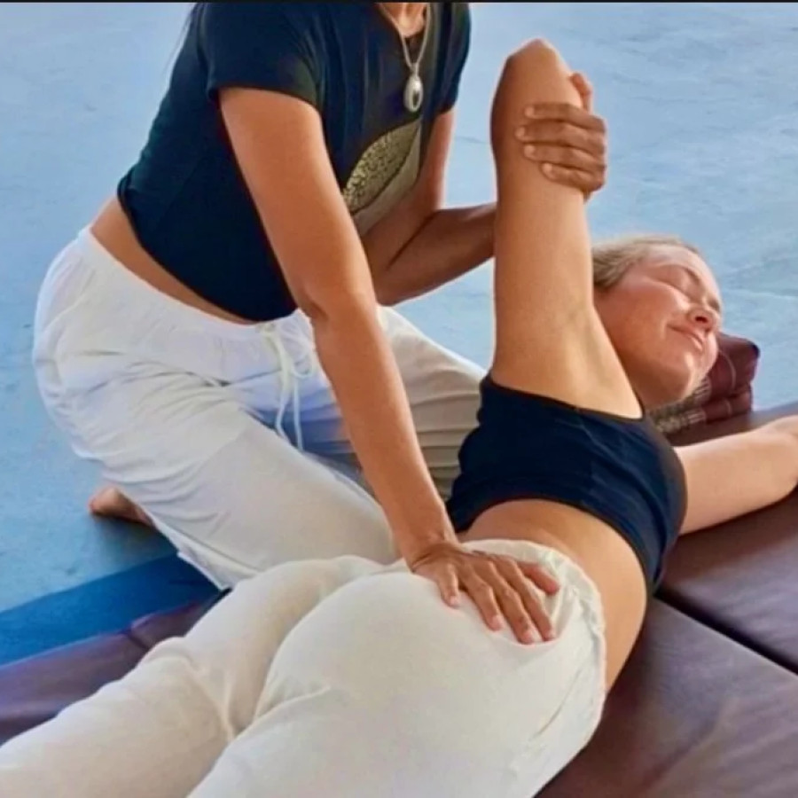 Lek Yoga